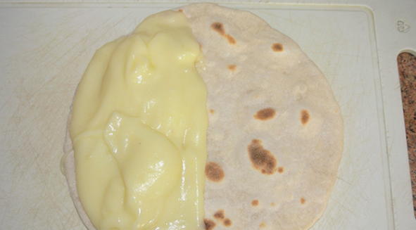 Кыстыбый с картошкой по-татарски на молоке