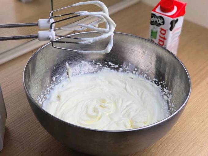 Йогуртовый крем для украшения торта
