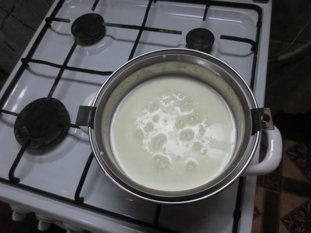 Дрожжевое тесто для пирожков на молоке без яиц