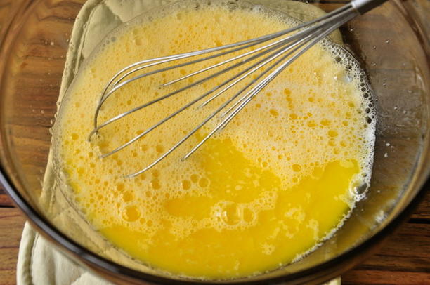Тесто для курника на кефире и маргарине