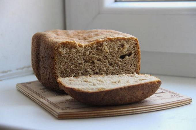 Хлеб на закваске из цельнозерновой муки в хлебопечке
