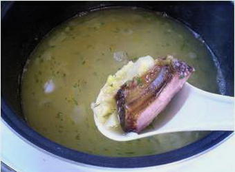 Гороховый суп в мультиварке Панасоник