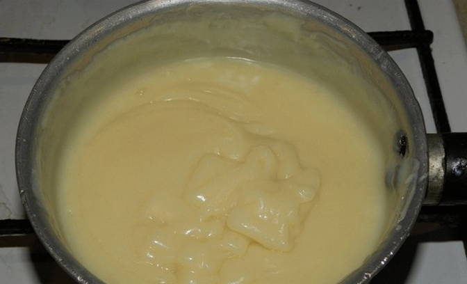 Крем для торта из яиц, молока, масла и сахара