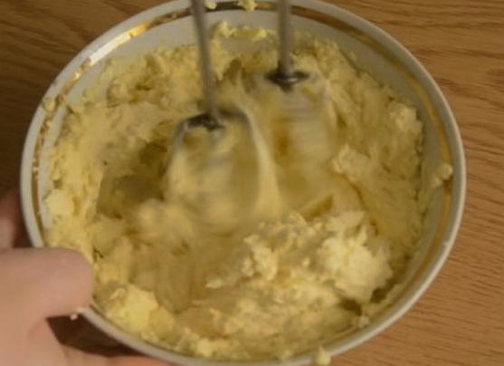 Классический масляный крем для торта