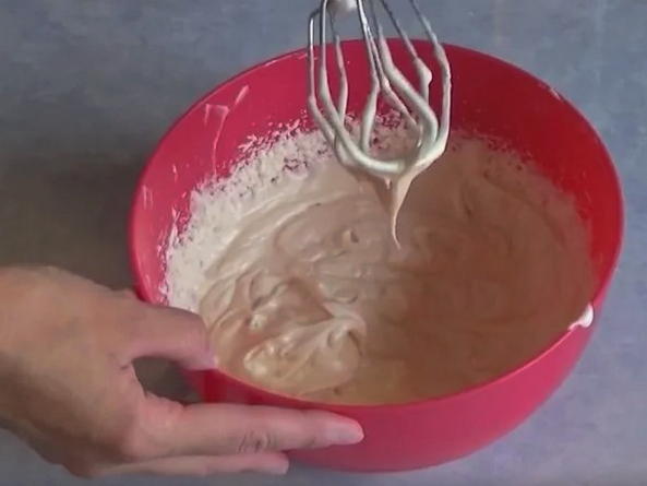 Масляный крем для торта со сгущенкой