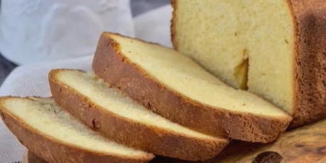 Хлеб из кукурузной муки в хлебопечке Редмонд