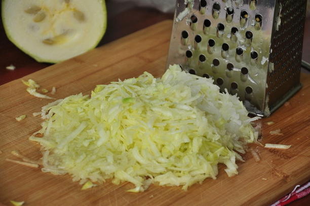 Запеканка из картофельного пюре с фаршем и кабачками в духовке