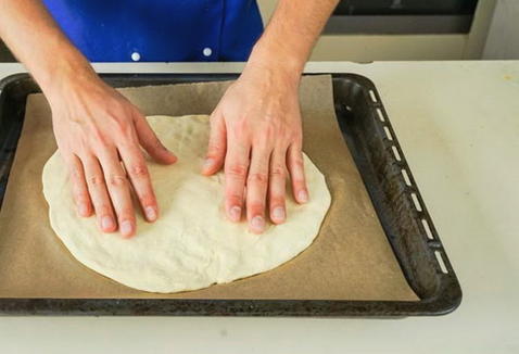 Тесто для пиццы на кефире на противень