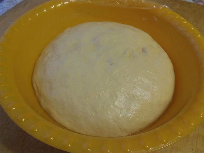 Дрожжевое тесто для пирожков на молоке воздушное