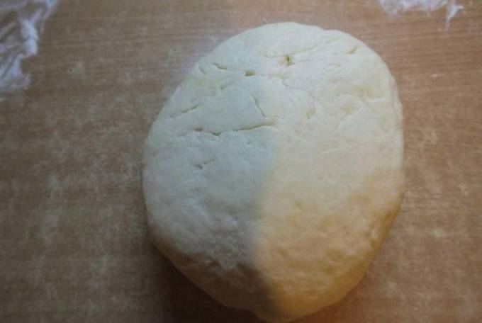 Тесто на пельмени на кг муки. Как сделать полосатое тесто для пельменей.