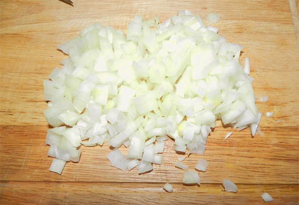 Салат с крабовыми палочками, кукурузой, рисом и капустой