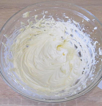 Крем для украшения торта из кондитерского мешка