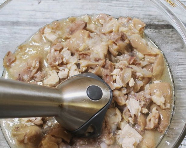 Холодец из свиных ножек и индейки - пошаговый рецепт с фото на горыныч45.рф