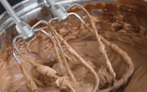 Шоколадный крем-чиз на сливках для выравнивания торта