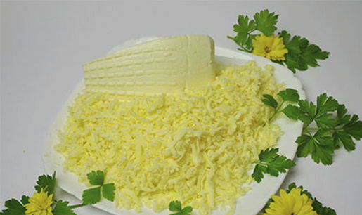 Чебуреки из готового теста с сыром
