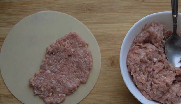 Чебуреки с мясом из готового теста