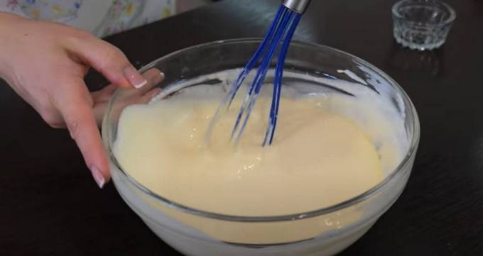 Заливной пирог с капустой на молоке без дрожжей
