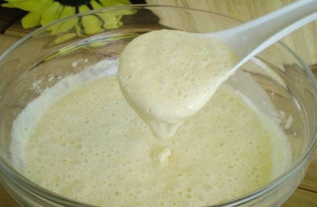 Заливной пирог с капустой на кислом молоке в духовке