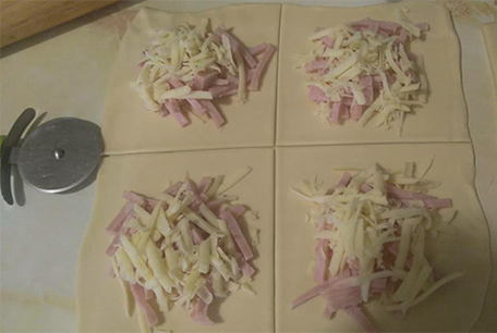 Как приготовить самсу с ветчиной и сыром