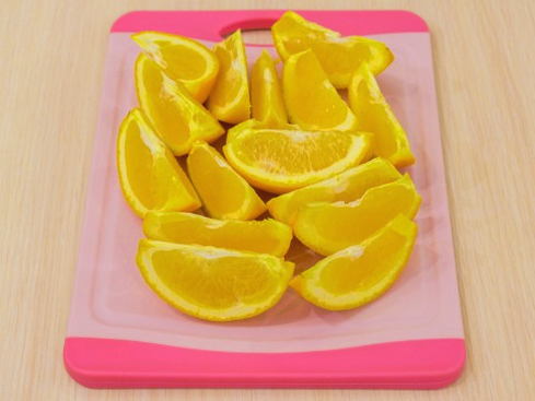 Утка с апельсинами в рукаве в духовке