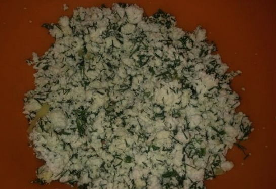 Сырно-творожные лепешки с зеленью на сковороде