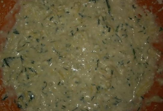 Сырно-творожные лепешки с зеленью на сковороде