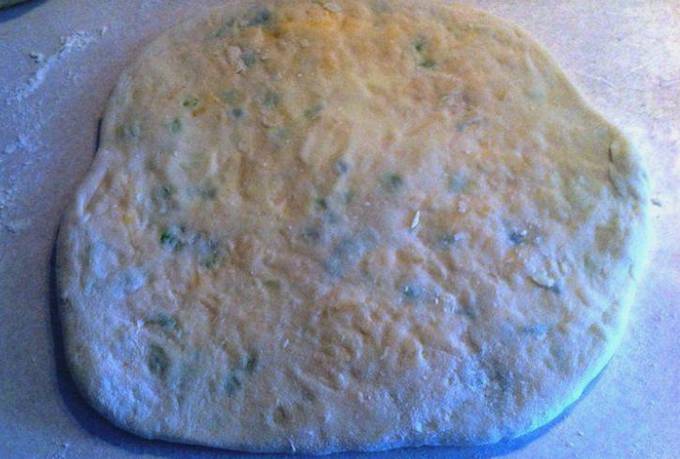 Лепешки на кефире с сыром и зеленым луком на сковороде