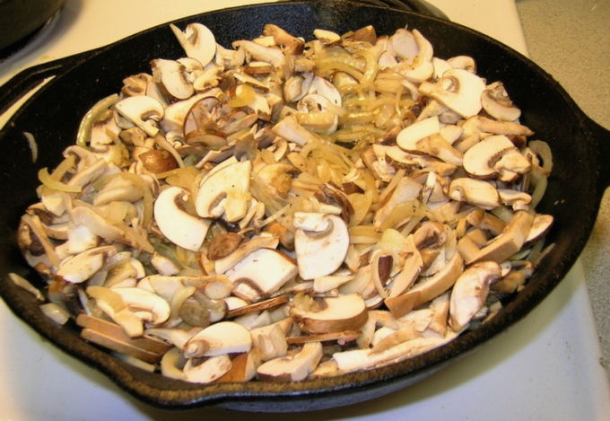 Утка с картошкой и грибами в духовке