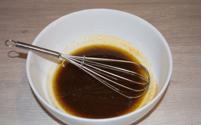 Утка в соевом соусе с медом и горчицей в духовке