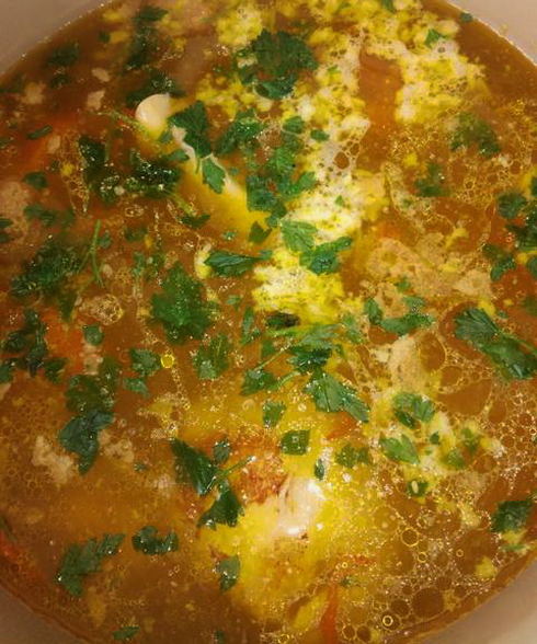 Куриный суп с клецками в мультиварке