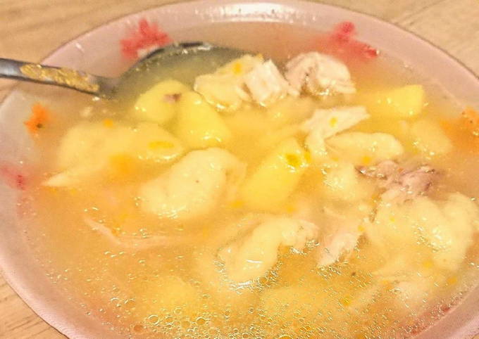 Простые клецки для супа без яиц