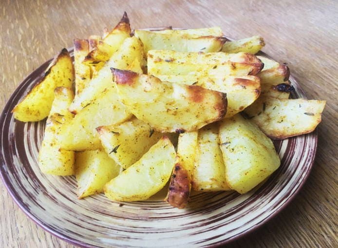 Картофель дольками со сметаной в духовке