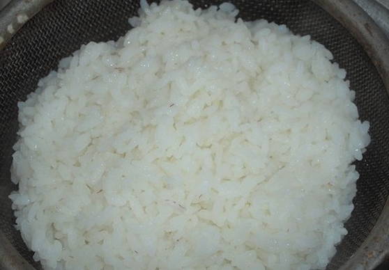 Фруктовый плов с рисом и изюмом