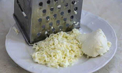 Стейк из индейки в духовке с сыром
