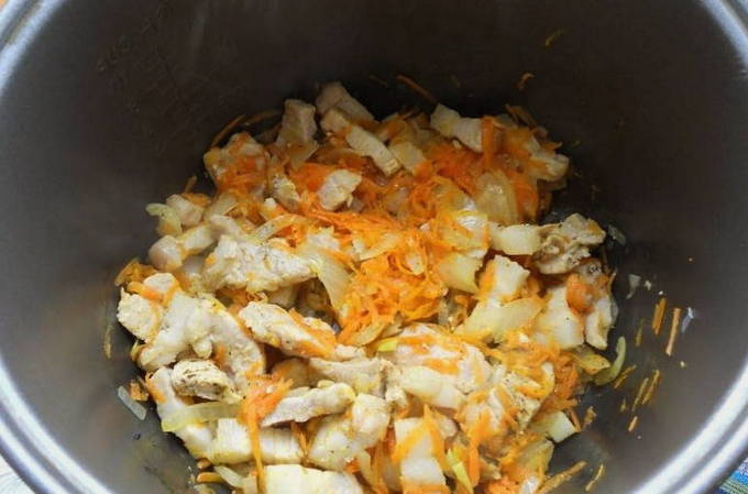 Гороховый суп со свининой в мультиварке – пошаговый рецепт приготовления с фото