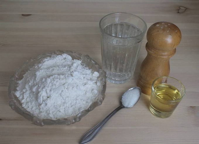 Тесто для мантов на минералке с растительным маслом