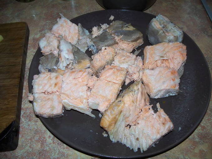 Рыбная солянка с каперсами