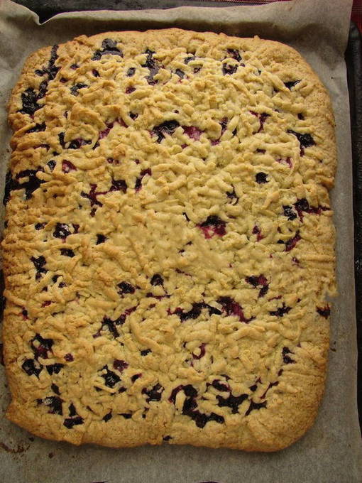 Песочный пирог с черной смородиной, пошаговый рецепт с фото