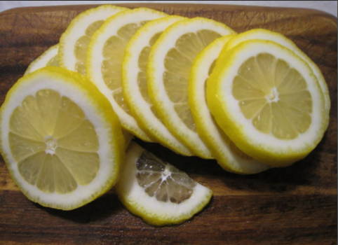 Компот из персиков с лимоном на зиму