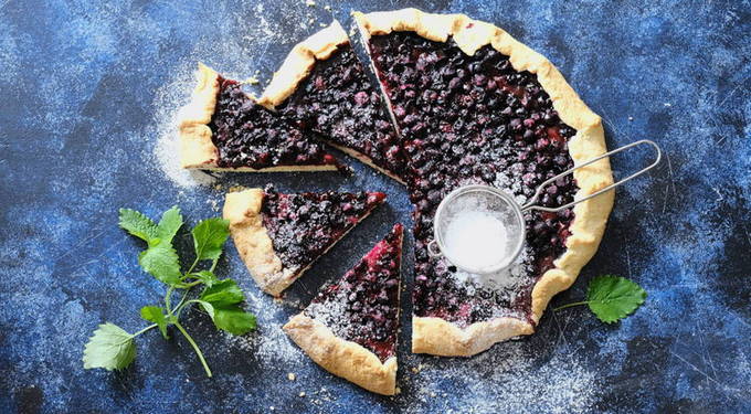 Пирог с вишней и черной смородиной рецепт – Европейская кухня: Выпечка и десерты. «Еда»
