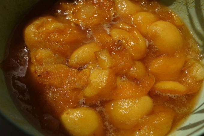 Варенье из абрикосов с косточками 5-минутка на зиму