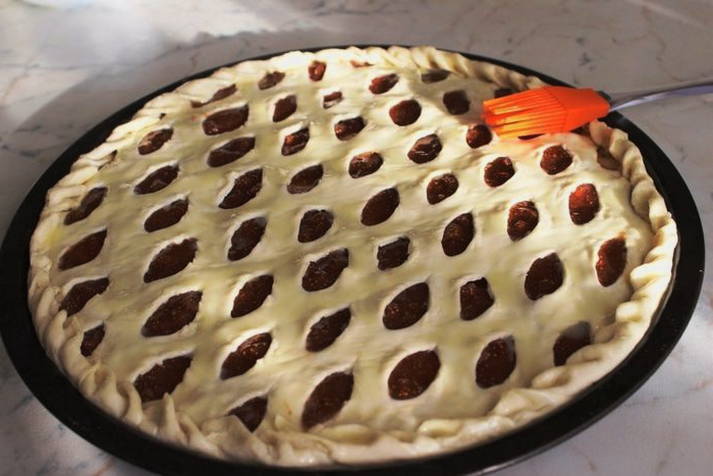 Слоеный пирог с брусникой - пошаговый рецепт с фото