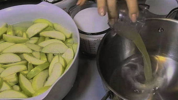 Яблочное варенье дольками с лимонной кислотой