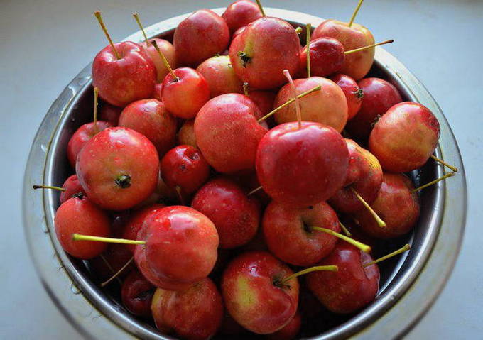 Варенье из райских яблочек с хвостиками, прозрачное