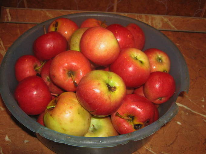 Варенье из мякоти арбуза с яблоками