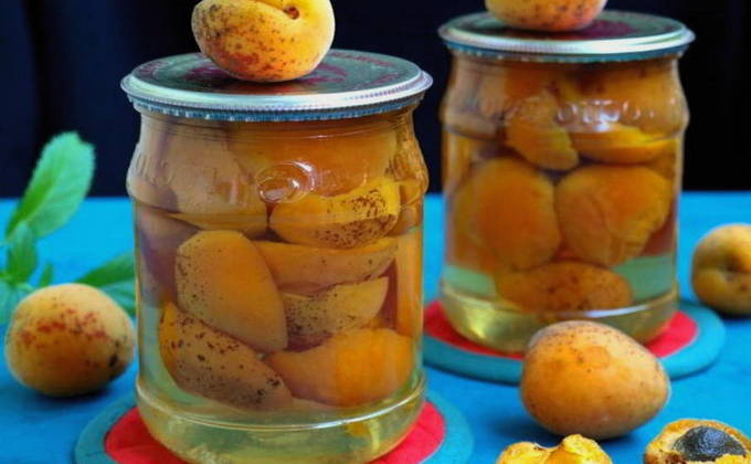 Консервированные абрикосы в сиропе без косточек на зиму