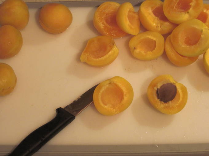 Желе из абрикосов с пектином на зиму