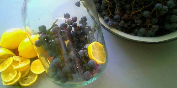 Компот из винограда Изабелла с лимоном на 3-литровую банку на зиму