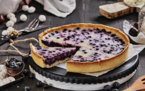 Пирог с черникой из дрожжевого теста — рецепт с фото