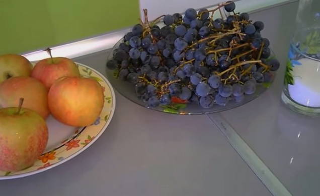 Компот из винограда с яблоками на 3-литровую банку на зиму